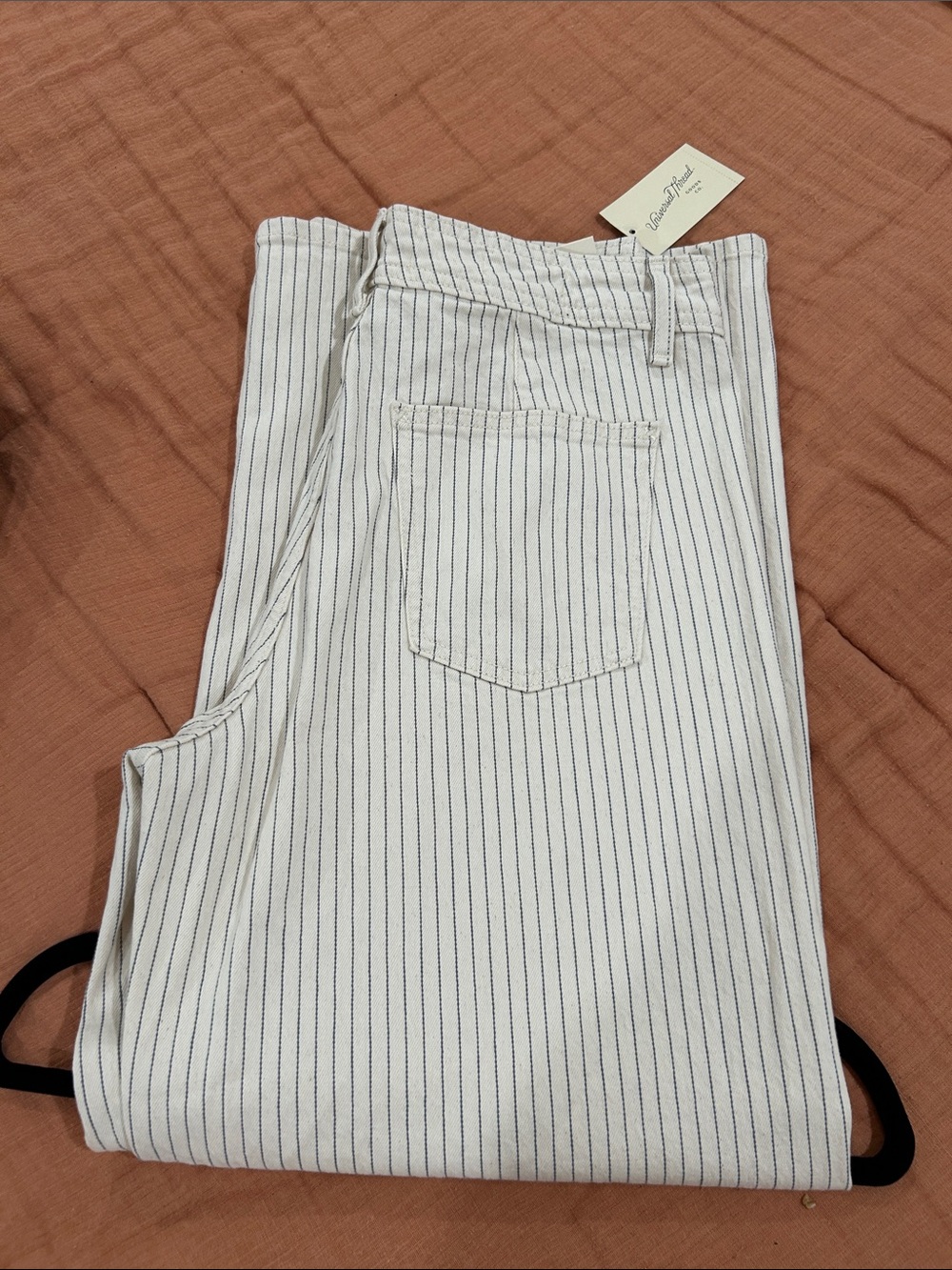 Universal Thread Women's White Pinstripe Wide Leg Jeans